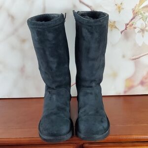 UGG Black Winter Boots Knee-High Suede - 9